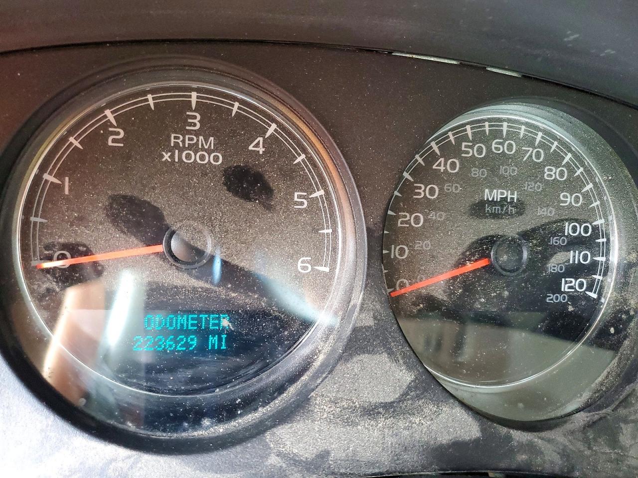 2010 GMC Yukon VIN 1GKUKKE37AR228573 photo 9