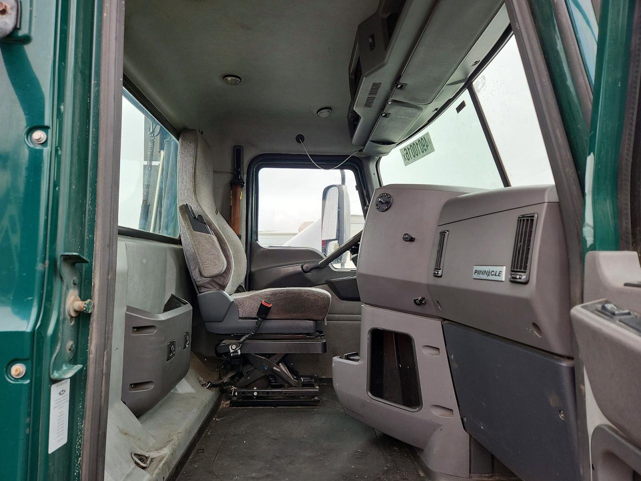 2017 MACK All other VIN 1M1AW01X5HM009764 photo 5