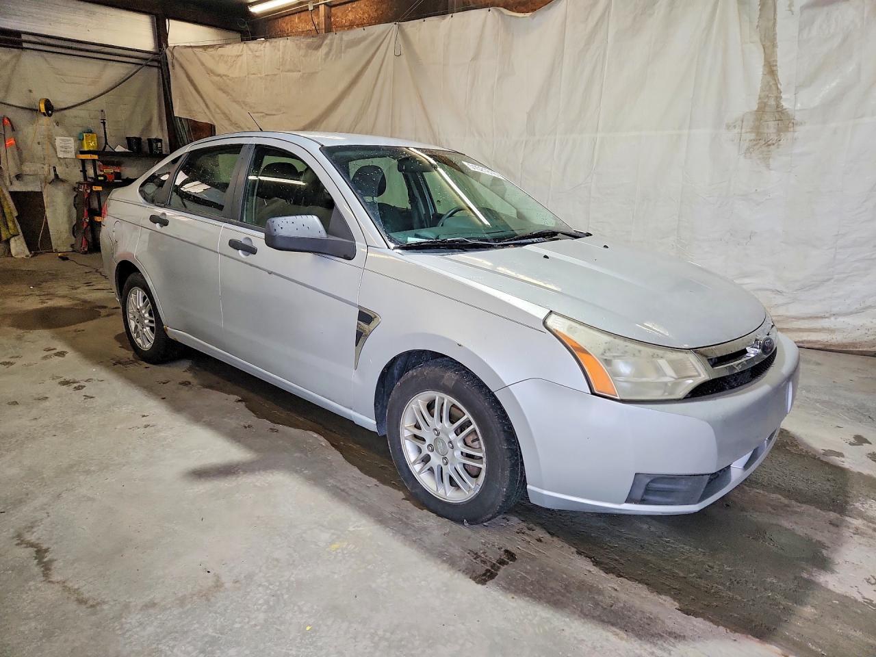 2008 Ford Focus VIN 1FAHP35N38W259617 photo 4
