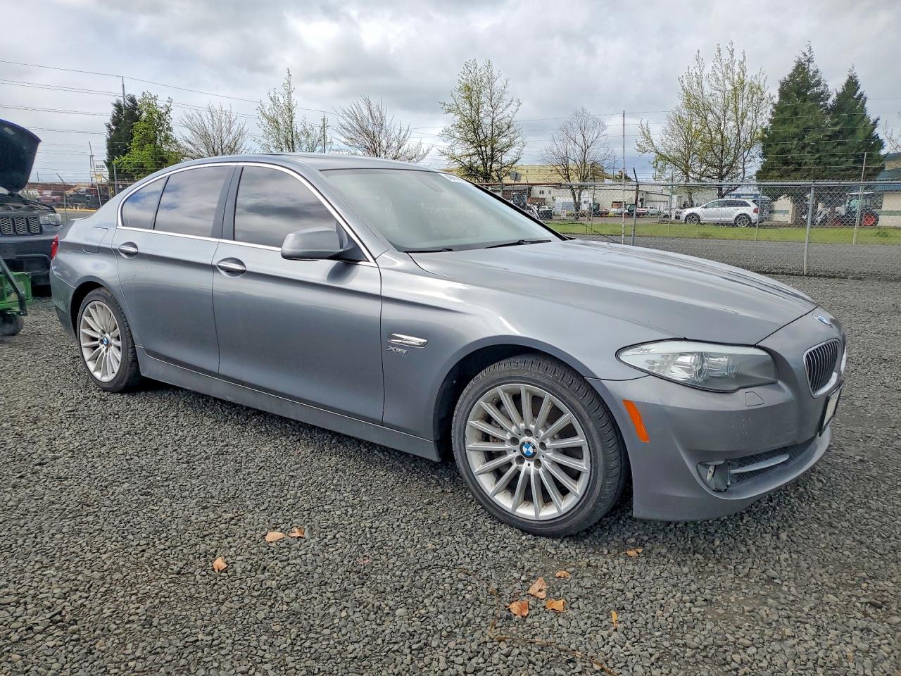 2012 BMW 5 series VIN WBAFU7C57CDU62614 photo 4