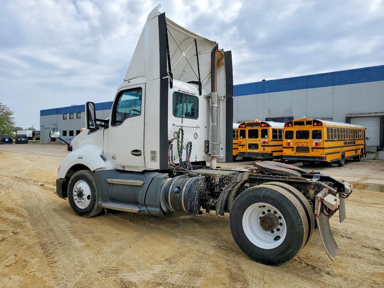 2018 KENWORTH All other VIN 1XKYA48X9JJ204353 photo 3