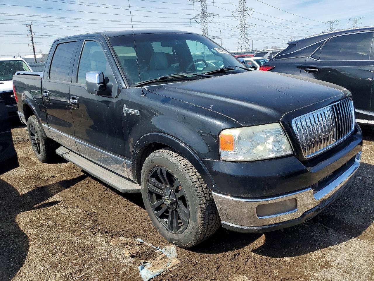 2006 LINCOLN Mark lt VIN 5LTPW185X6FJ02850 photo 4