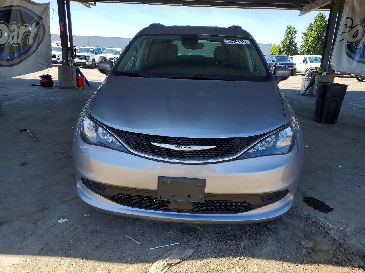 2021 Chrysler Minivan VIN 2C4RC1DG8MR555060 photo 5