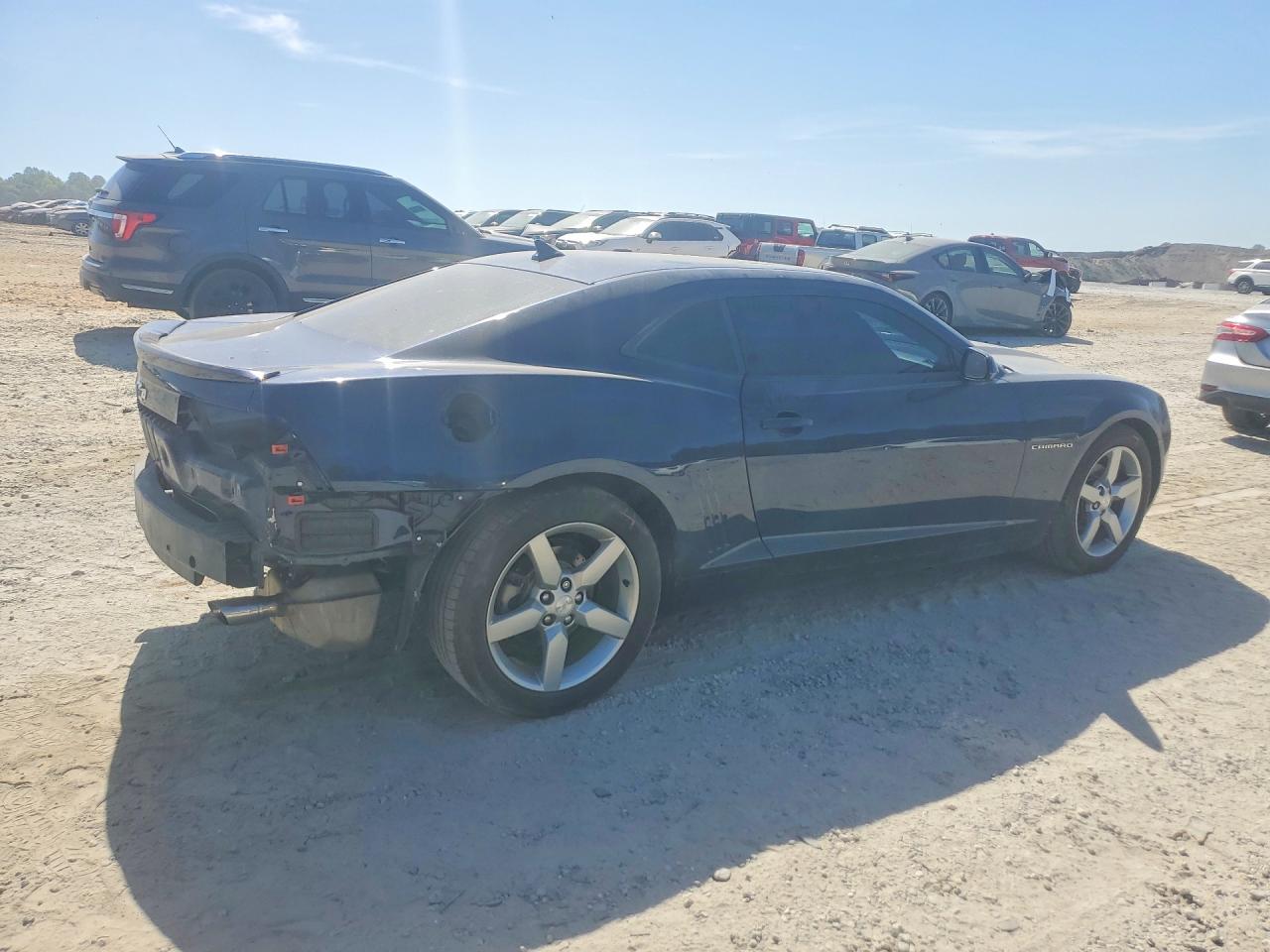 2012 Chevrolet Camaro VIN 2G1FC1E32C9198609 photo 3