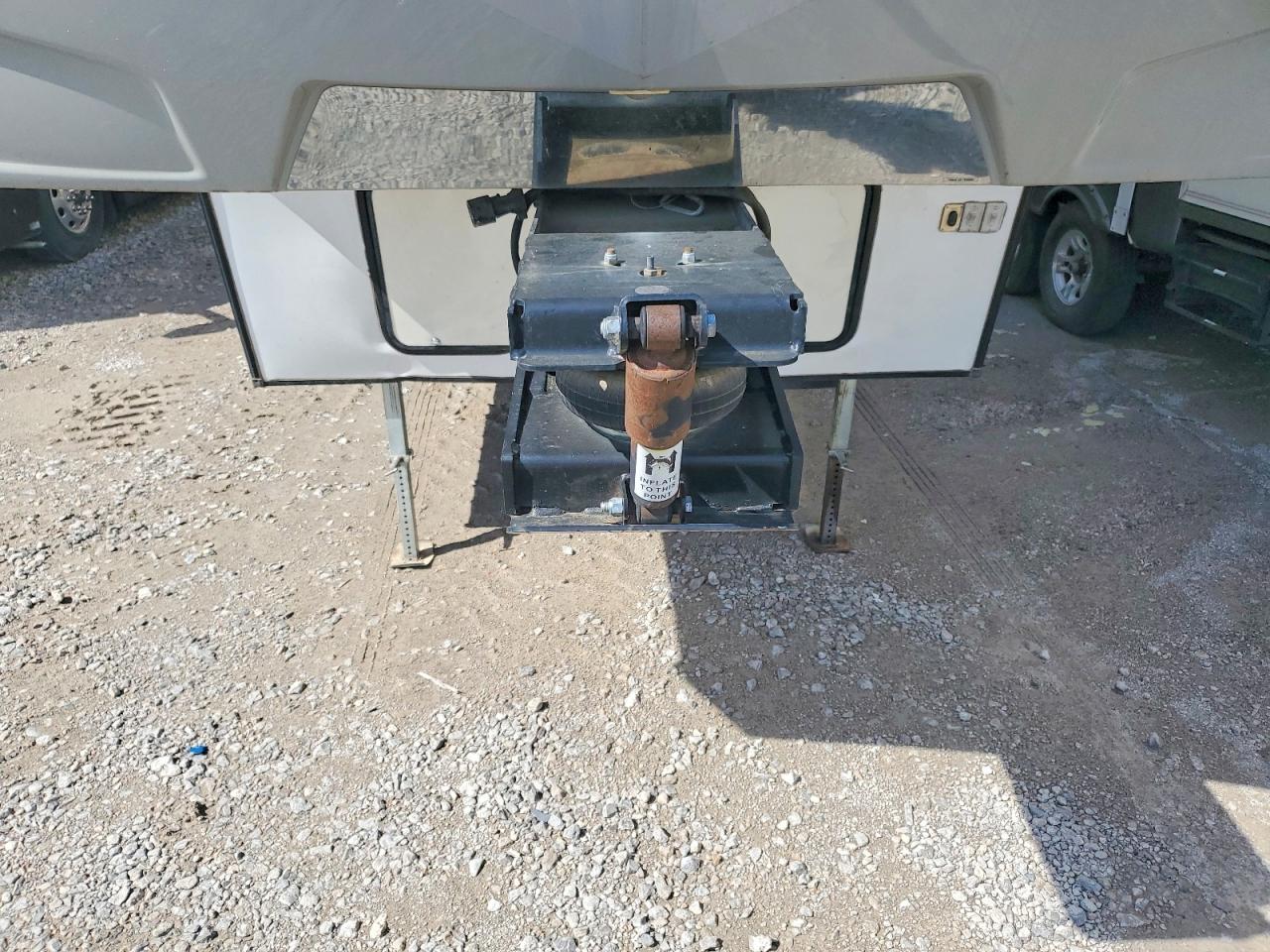 2015 KEYSTONE Laredo ser VIN 4YDF38522FE602336 photo 7