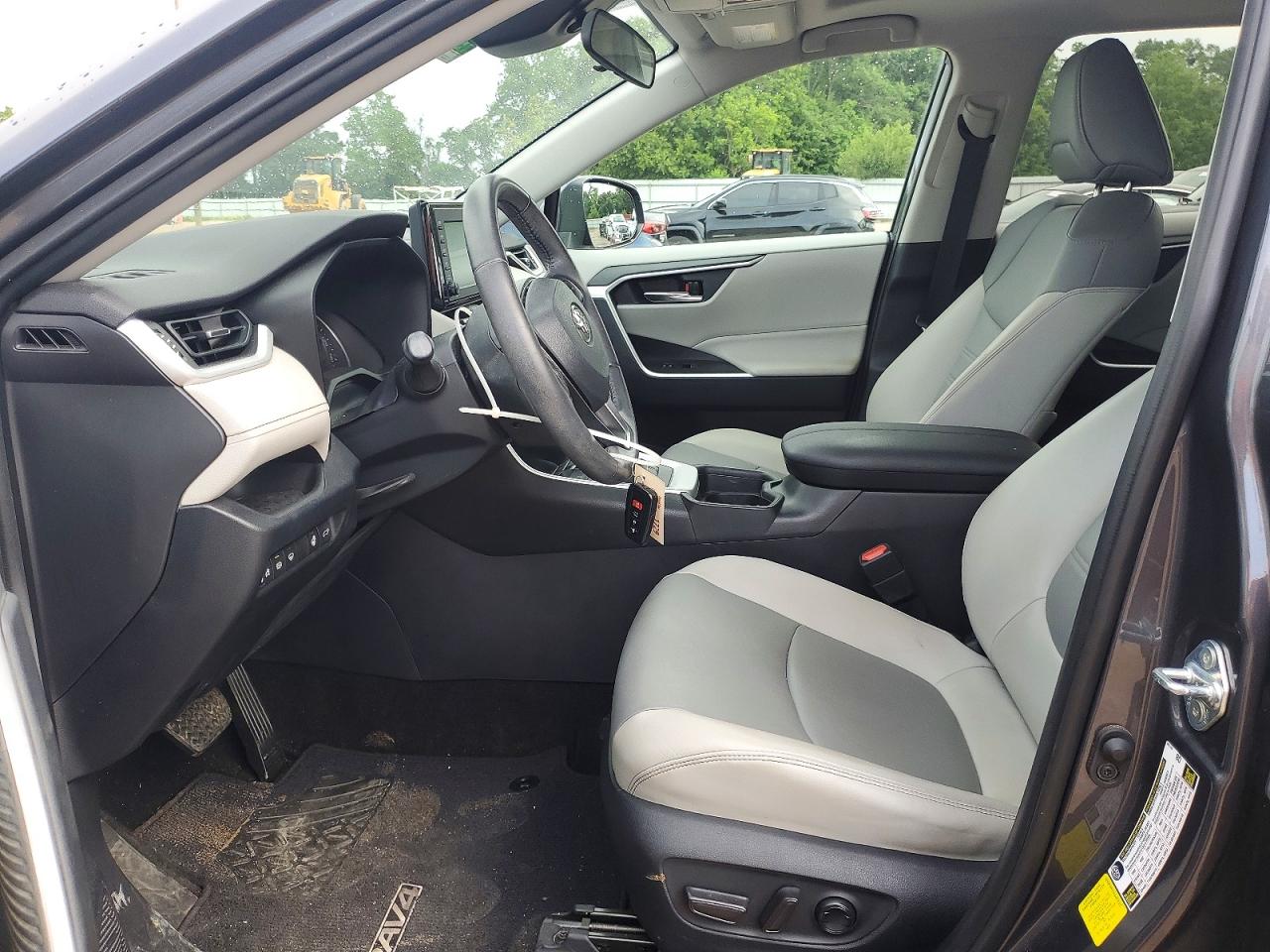 2020 Toyota Rav4 VIN 2T3C1RFV5LW064536 photo 7
