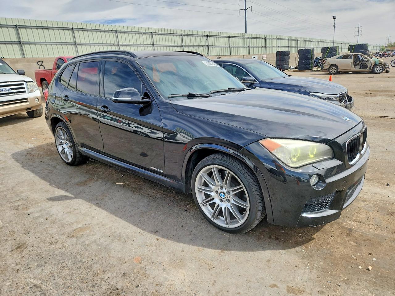2013 BMW X1 VIN WBAVM5C54DVV91115 photo 4