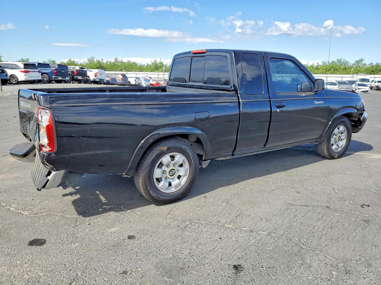 2000 Nissan Frontier VIN 1N6DD26S3YC355584 photo 3