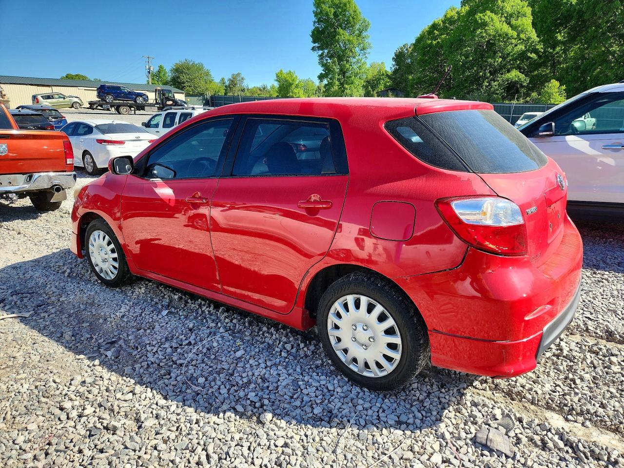 2010 Toyota Matrix VIN 2T1KU4EE7AC282685 photo 2