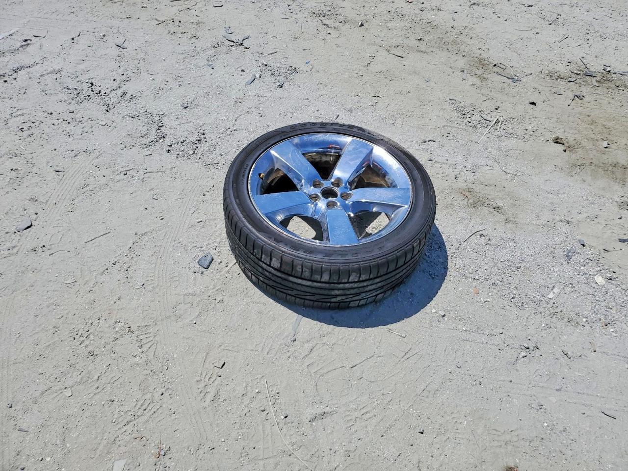 2009 Dodge Challenger VIN 2B3LJ54T39H511644 photo 12