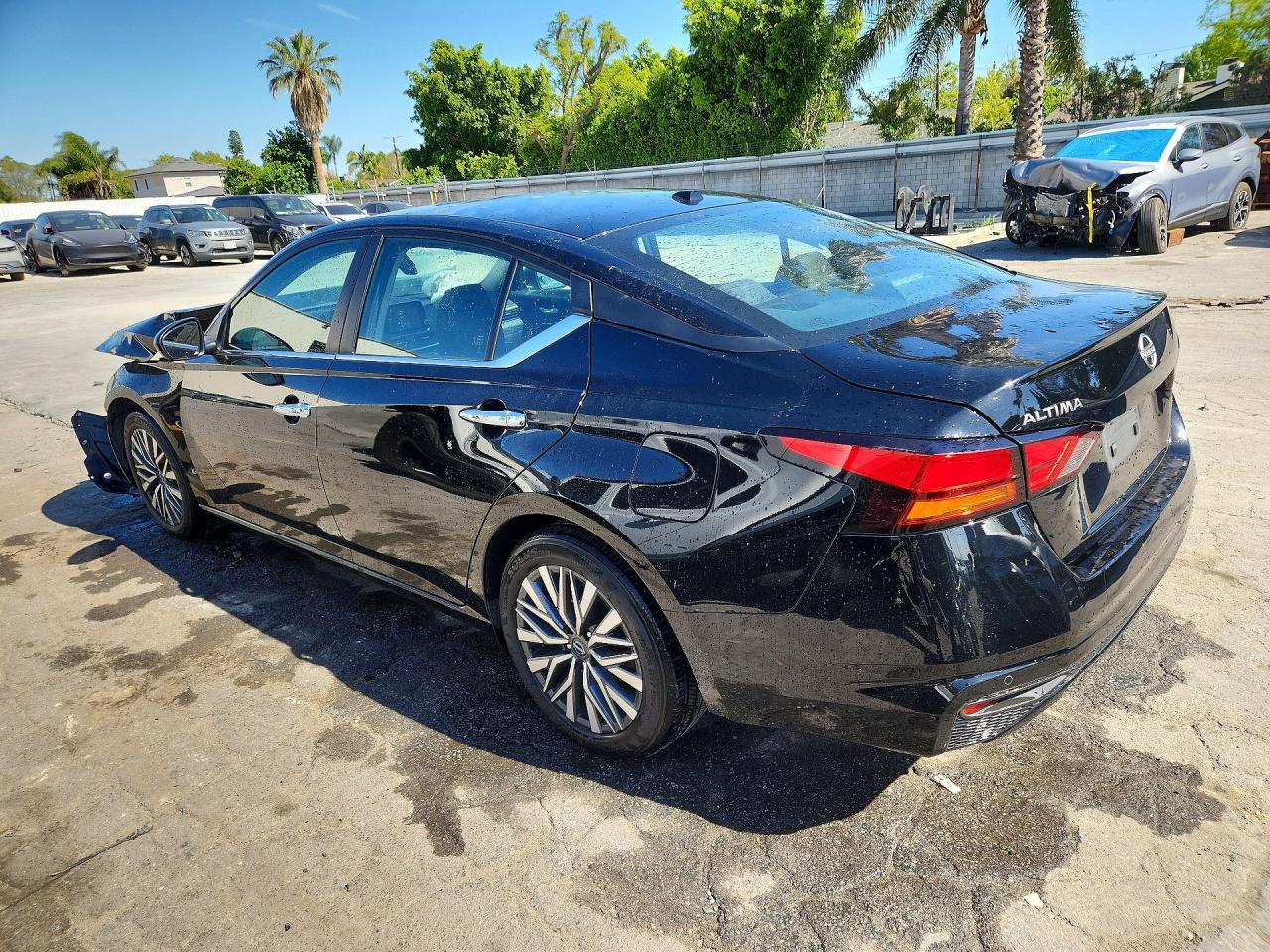2025 Nissan Altima VIN 1N4BL4DV7SN397554 photo 2