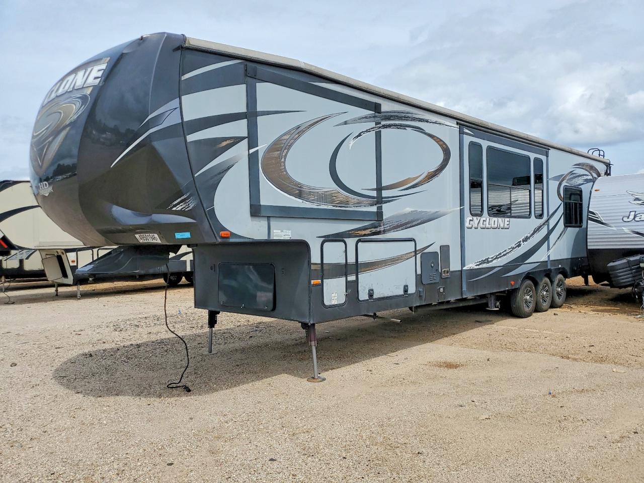 2014 HEARTLAND All models VIN 5SFCG4430EE279283 photo 2