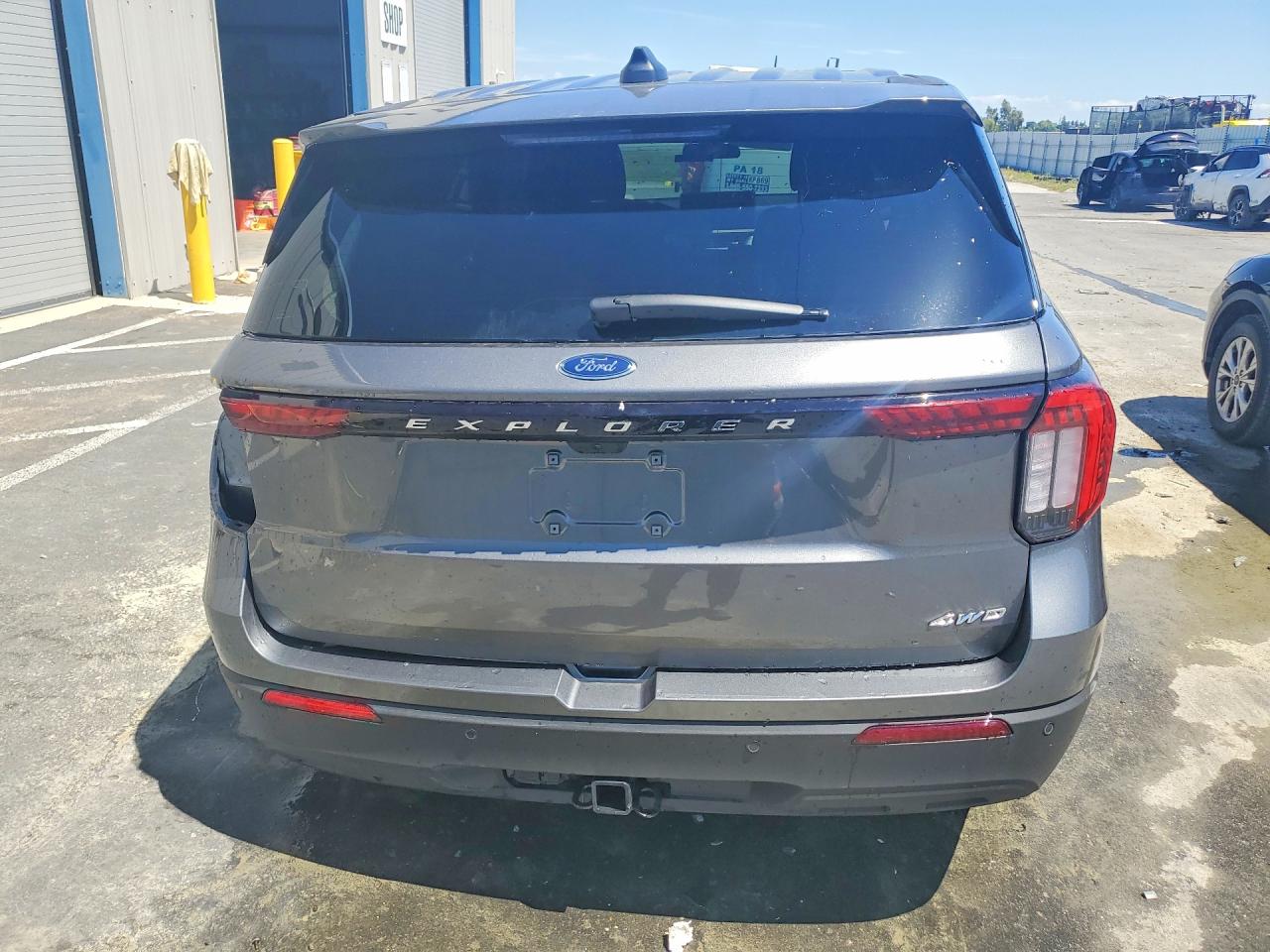 2026 FORD Explorer VIN 1FMUK8DH2TGB23512 photo 6