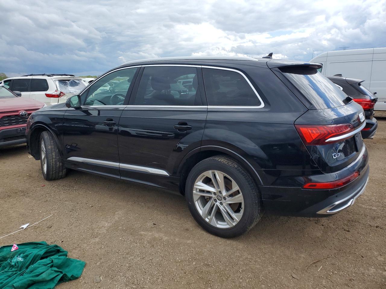 2020 Audi Q7 VIN WA1LXAF75LD002756 photo 2