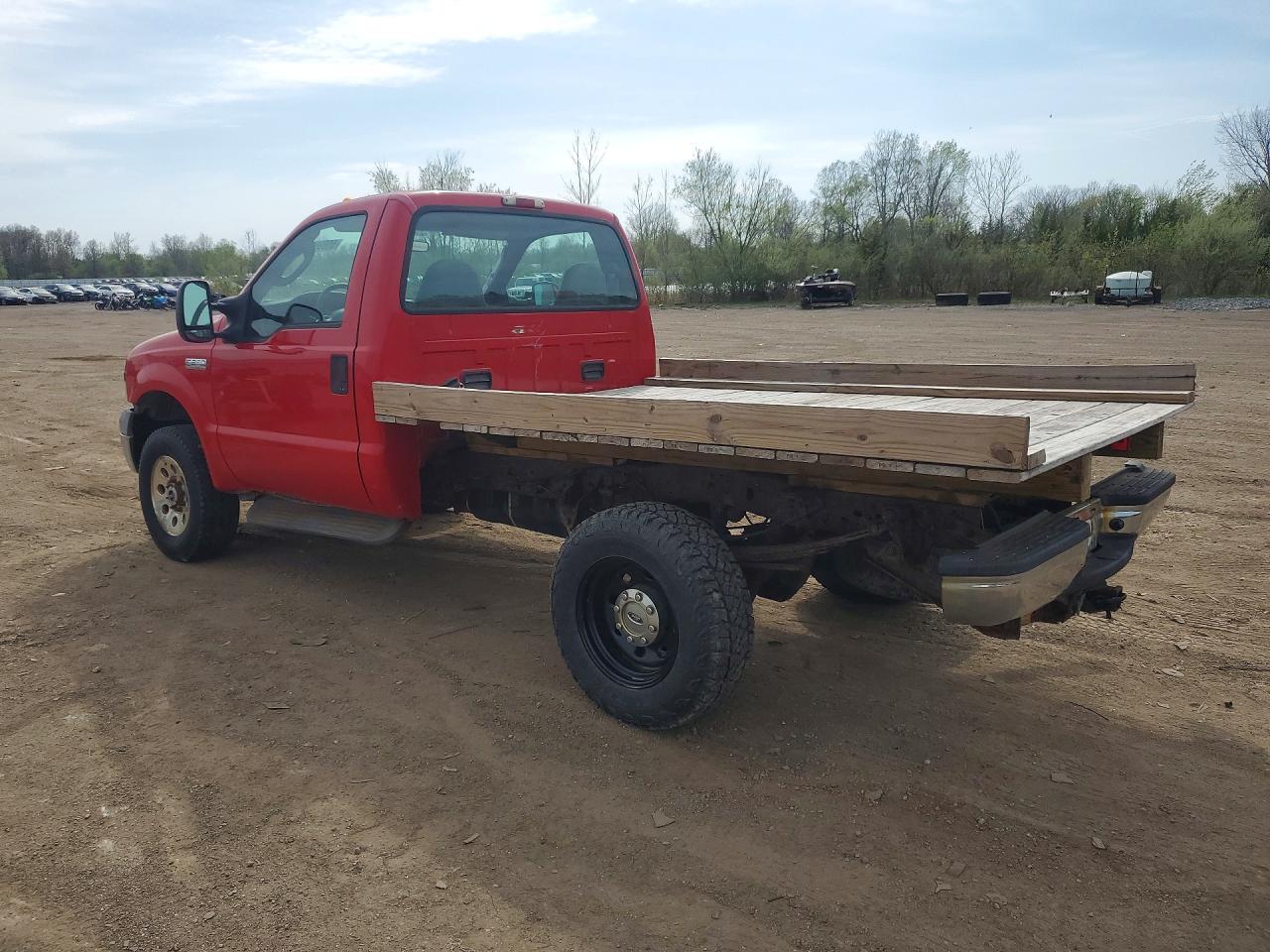 2005 Ford F250 VIN 1FTNF215X5EC92096 photo 2