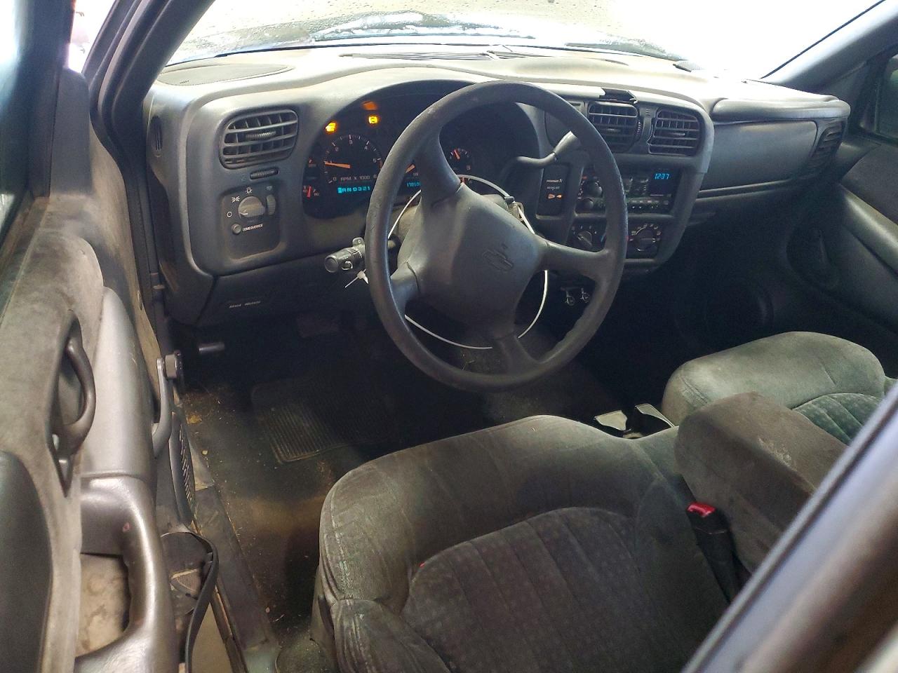 2001 CHEV S10 VIN 1GCCS19WX18193362 photo 8