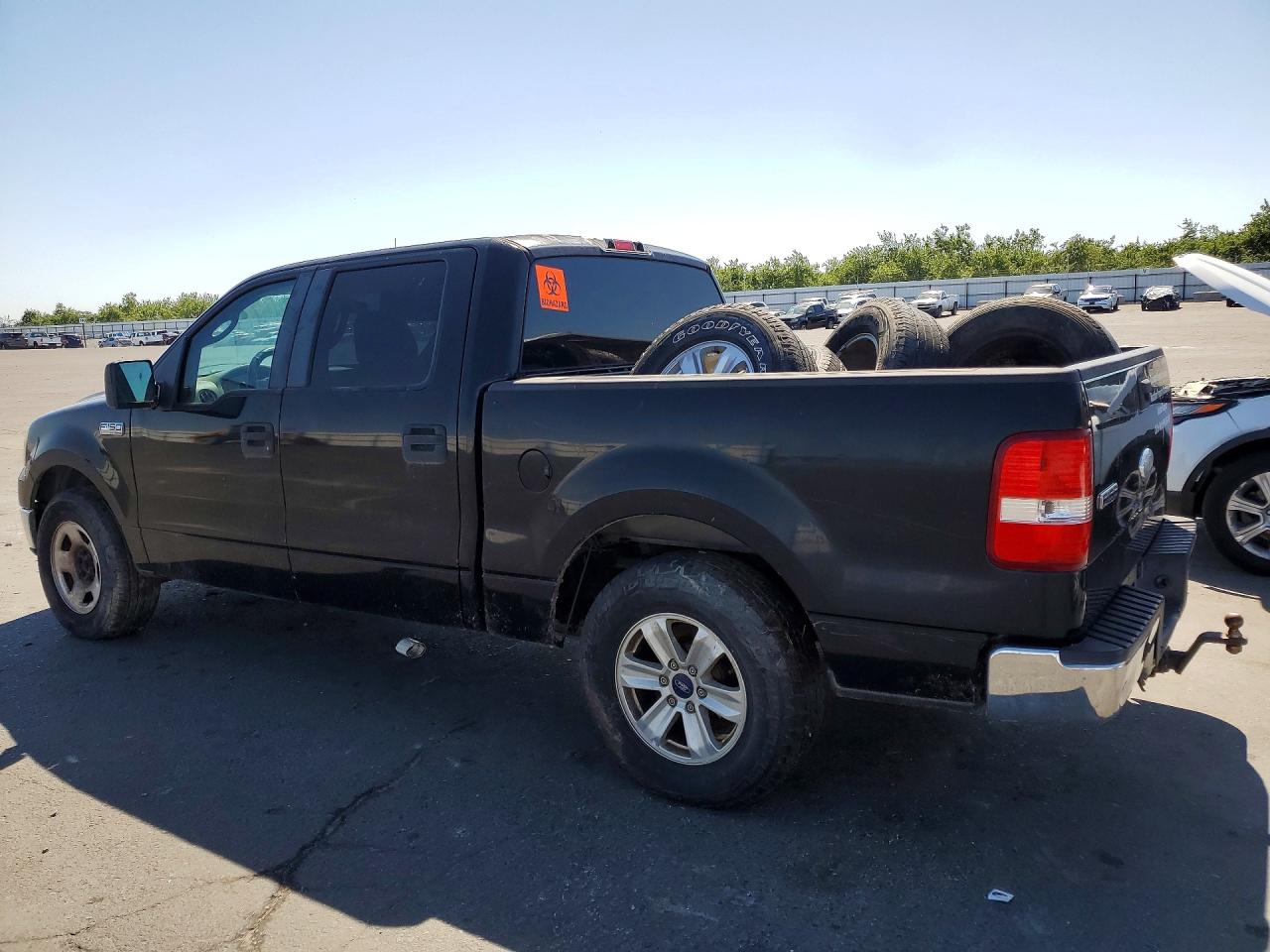 2007 Ford F150 VIN 1FTRW12W07KA55186 photo 2
