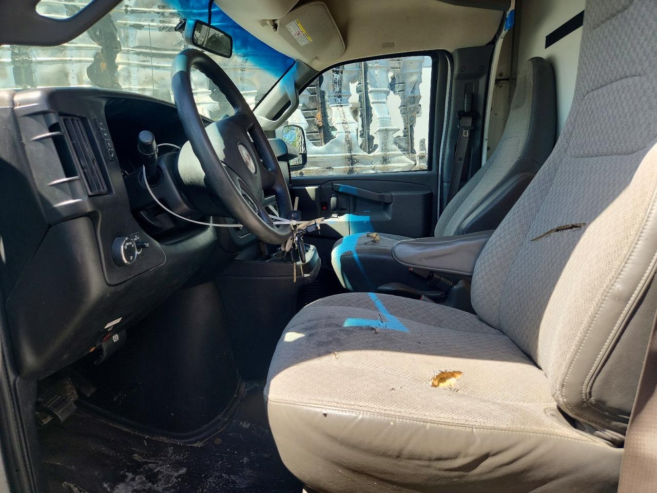 2018 GMC Savana VIN 1GD07RFG8J1197902 photo 7