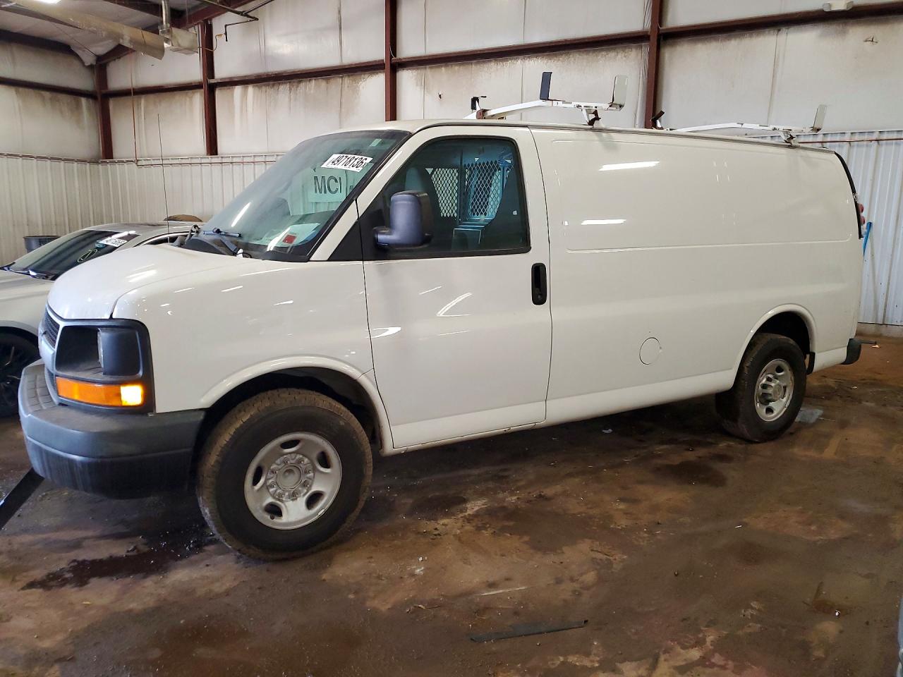 2014 CHEV Express VIN 1GCWGFCA9E1100337 photo 1