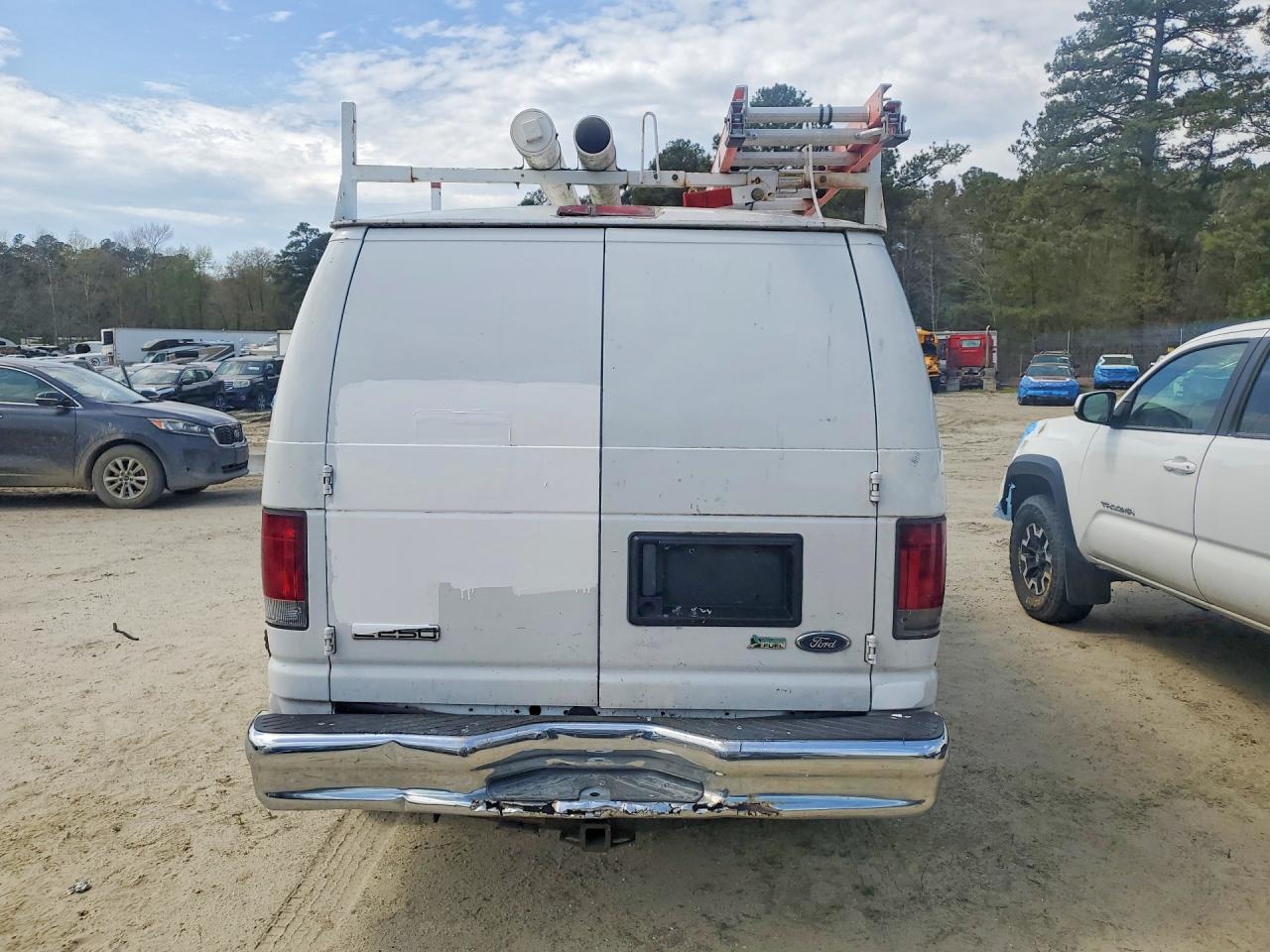 2010 Ford Econoline VIN 1FTNE2EWXADA06415 photo 6