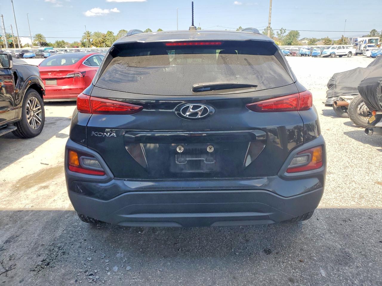 2018 Hyundai Kona VIN KM8K22AAXJU161595 photo 6