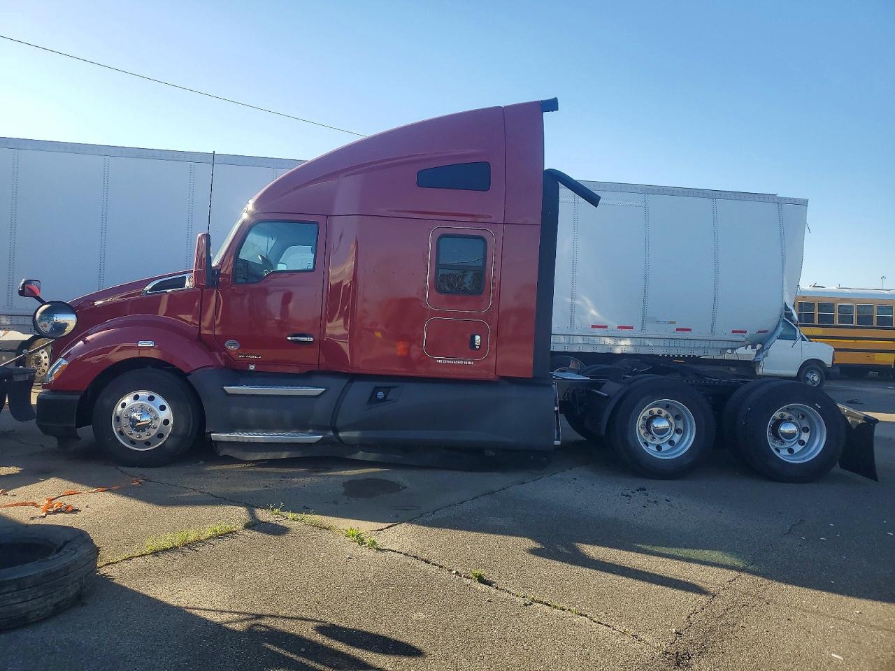2020 KENWORTH All other VIN 1XKYDP9X9LJ410668 photo 3