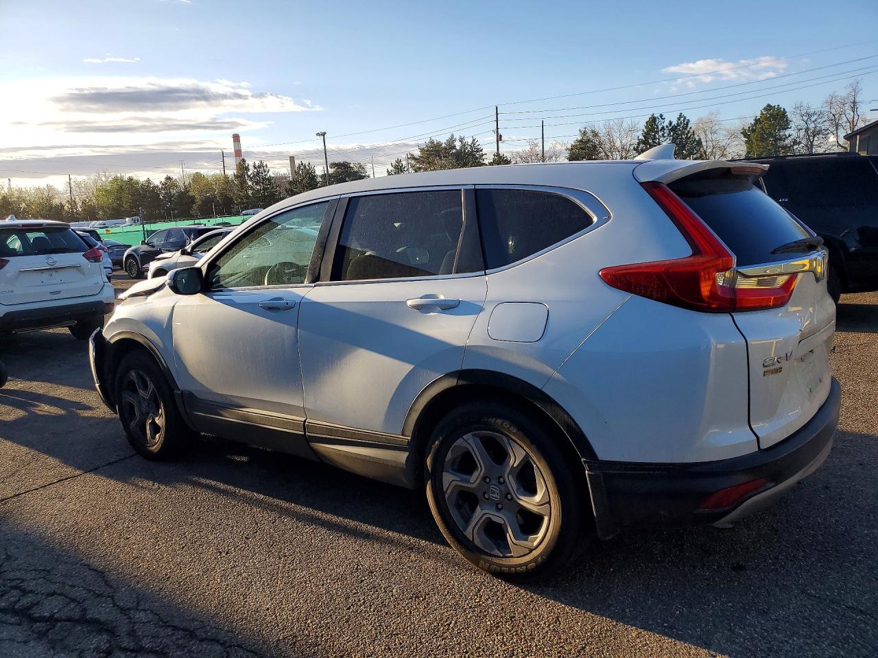 2019 Honda Crv VIN JHLRW2H58KX012248 photo 2