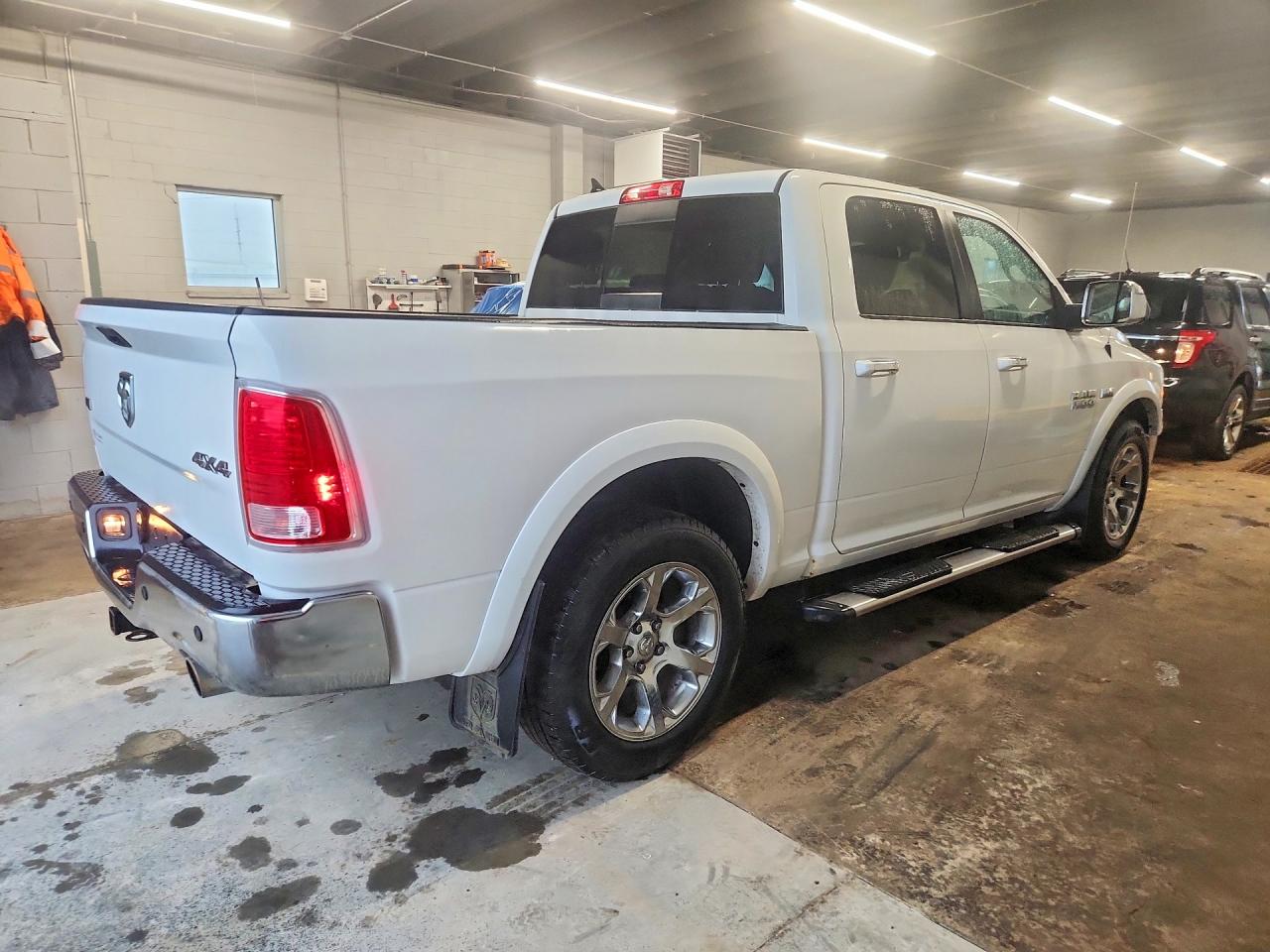2013 Ram 1500 VIN 1C6RR7NT6DS574791 photo 3