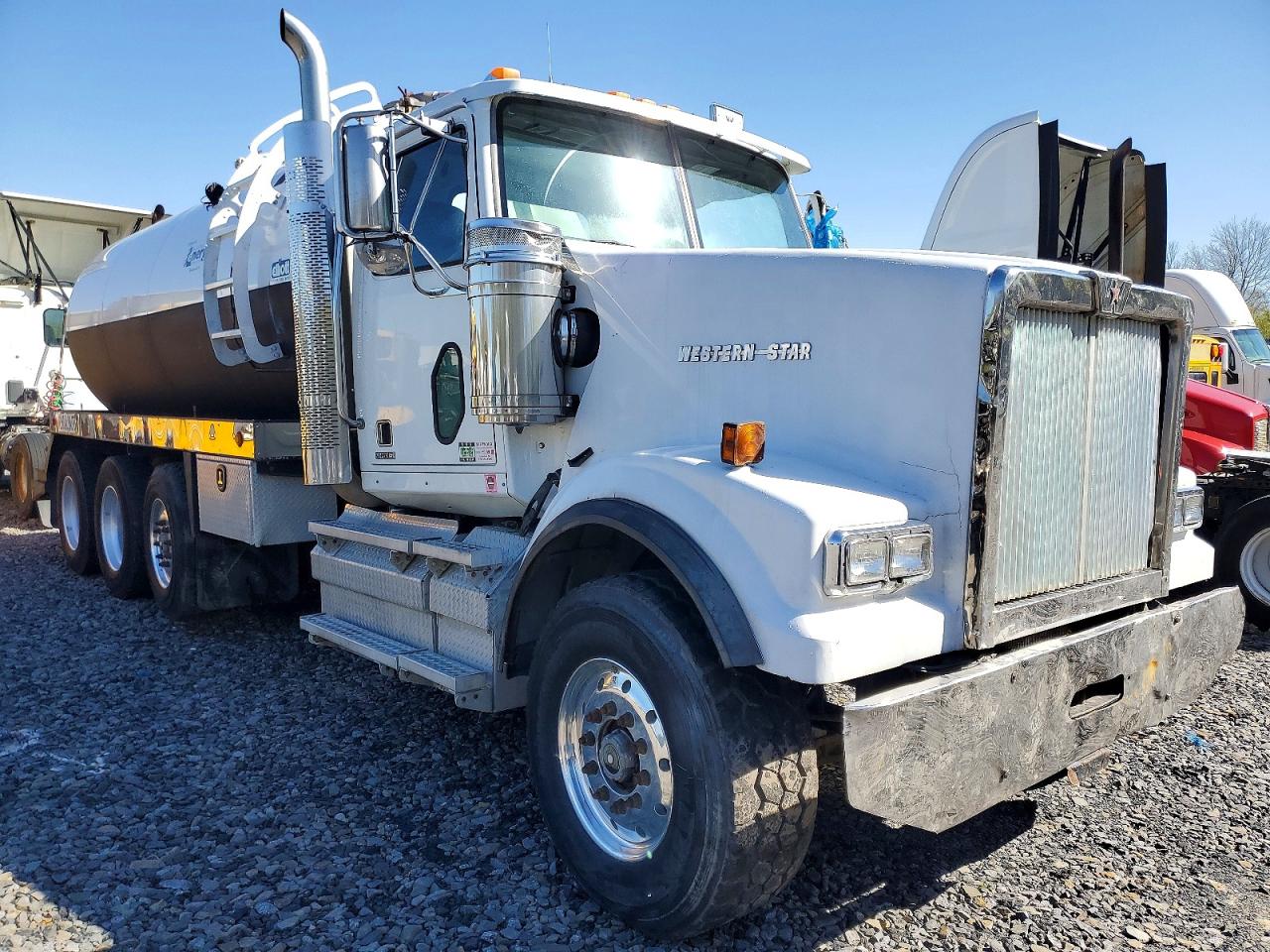 2018 WESTERN All models VIN 5KKMAEFG7JPJU0120 photo 1
