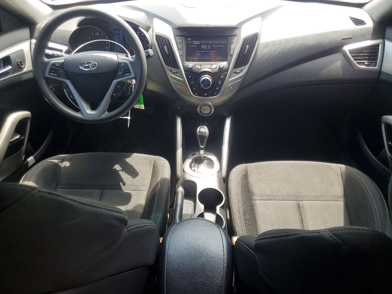 2015 Hyundai Veloster VIN KMHTC6AD7FU225778 photo 8