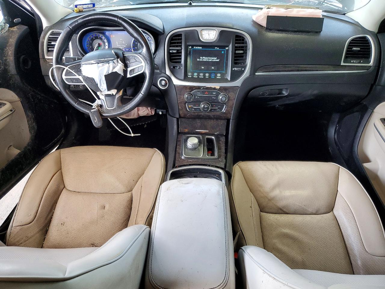 2022 Chrysler 300 VIN 2C3CCADG1NH111892 photo 8