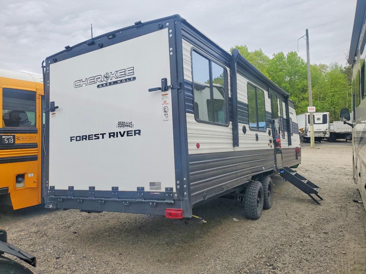 2025 FOREST Recreation VIN 4X4TCKA28SK093559 photo 4