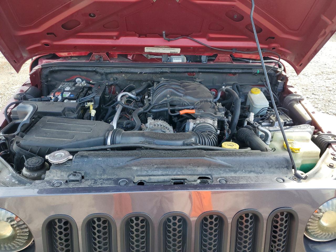 2012 Jeep Wrangler / VIN 1C4GJWAG5CL270046 photo 11