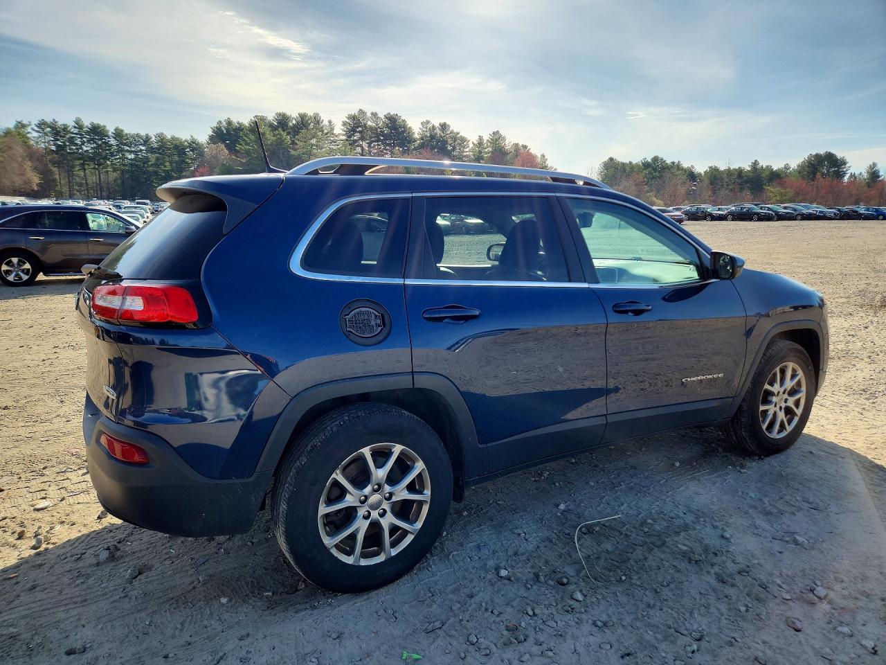 2018 Jeep Grand cher VIN 1C4PJMLB6JD613234 photo 3