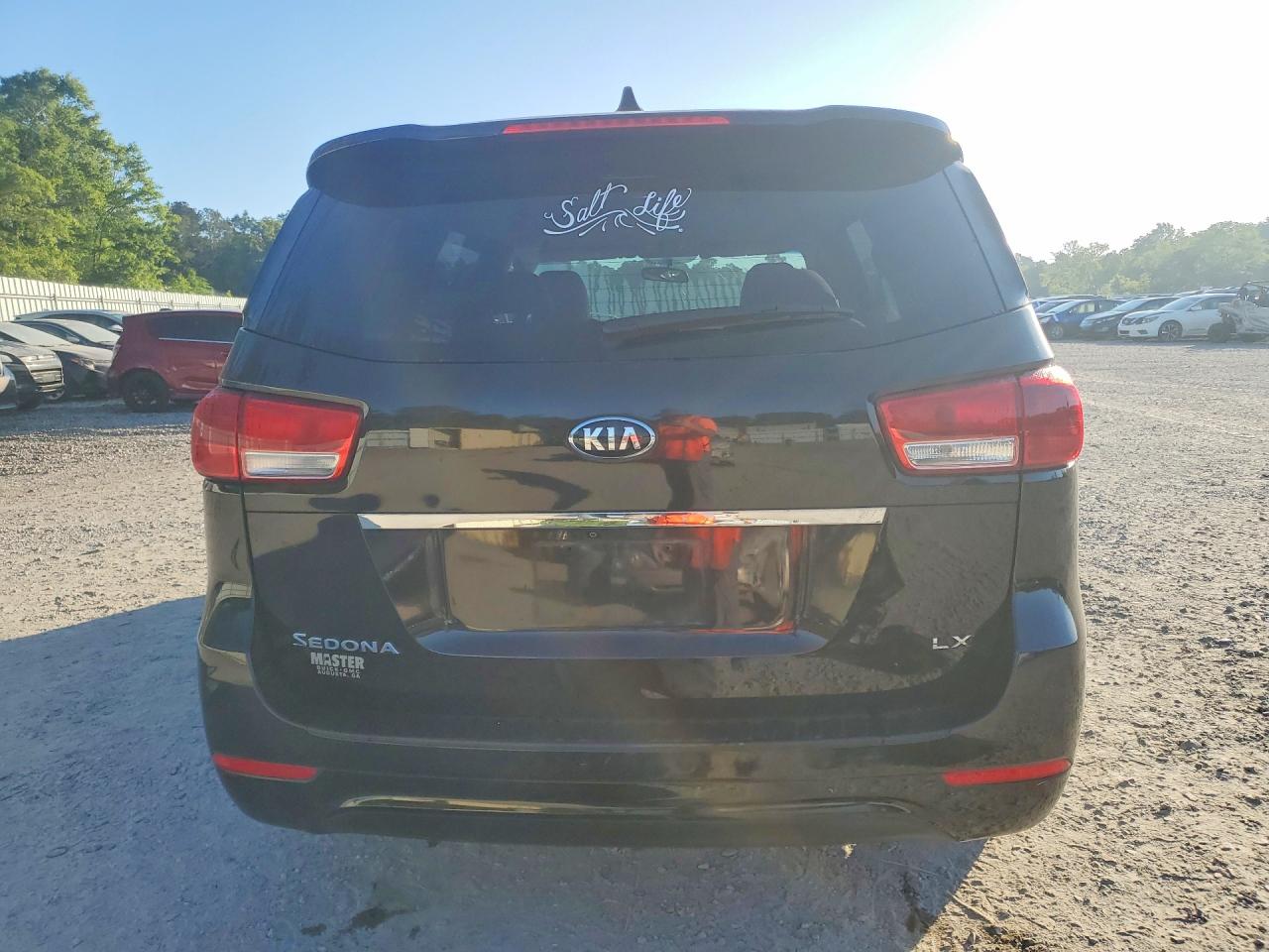 2018 Kia SEDONA VIN KNDMB5C17J6390526 photo 6