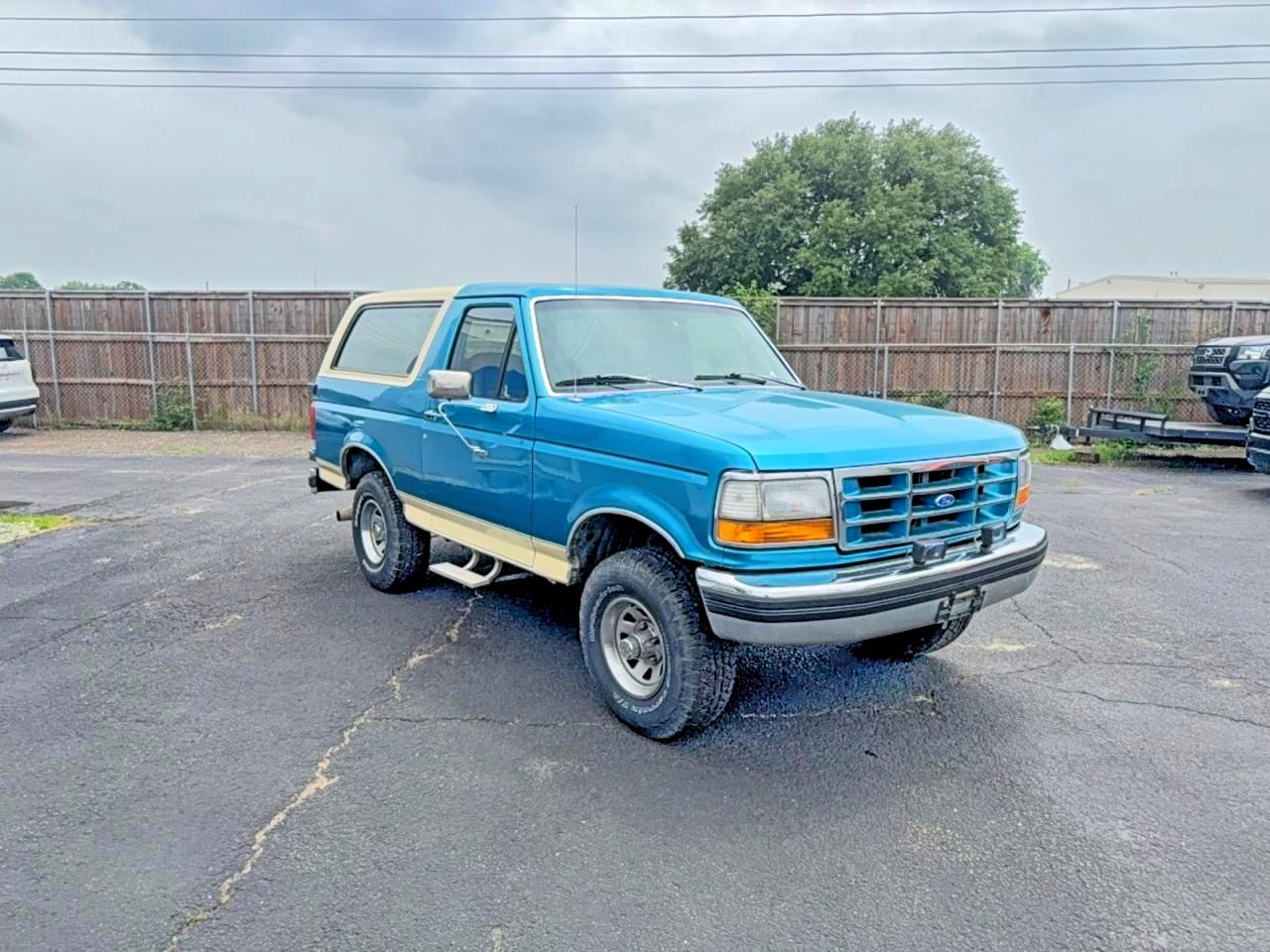 1990 FORD Bronco VIN 1FMEU15H7LLB17409 photo 1