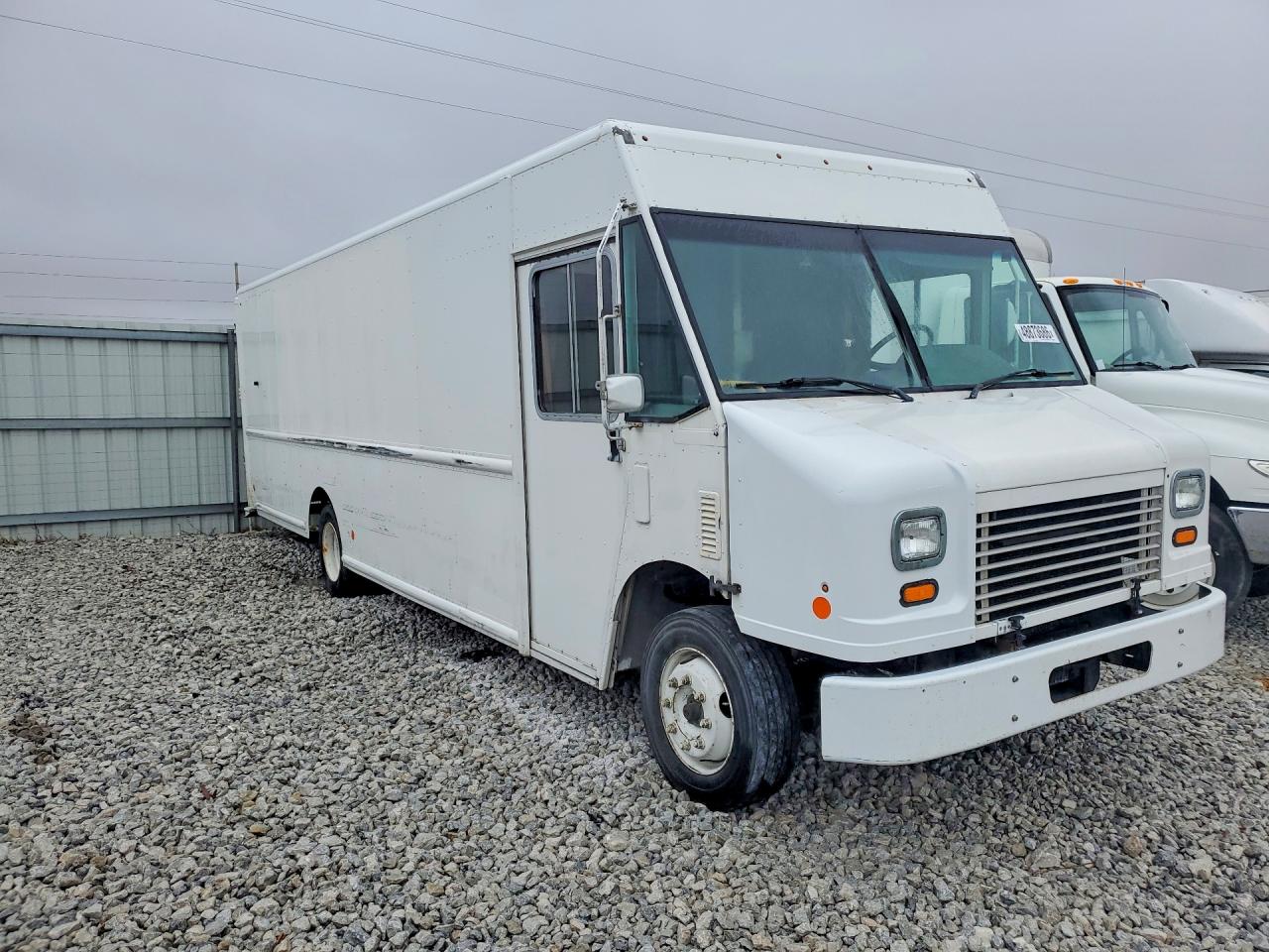 2013 FREIGHTLINER Mt45 VIN 4UZAC3DV8DCFJ7889 photo 4