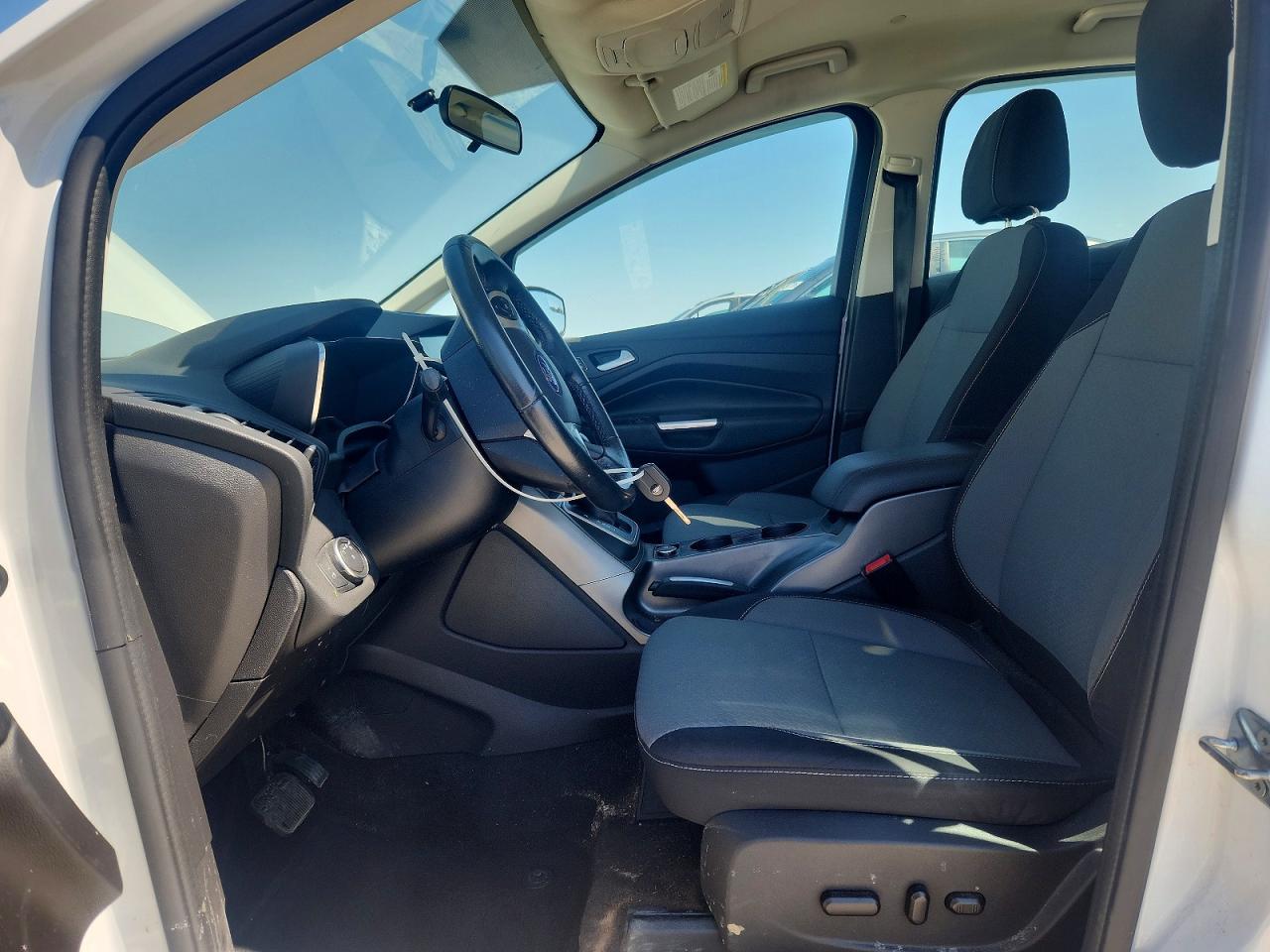 2017 Ford Cmax VIN 1FADP5AU7HL112242 photo 7