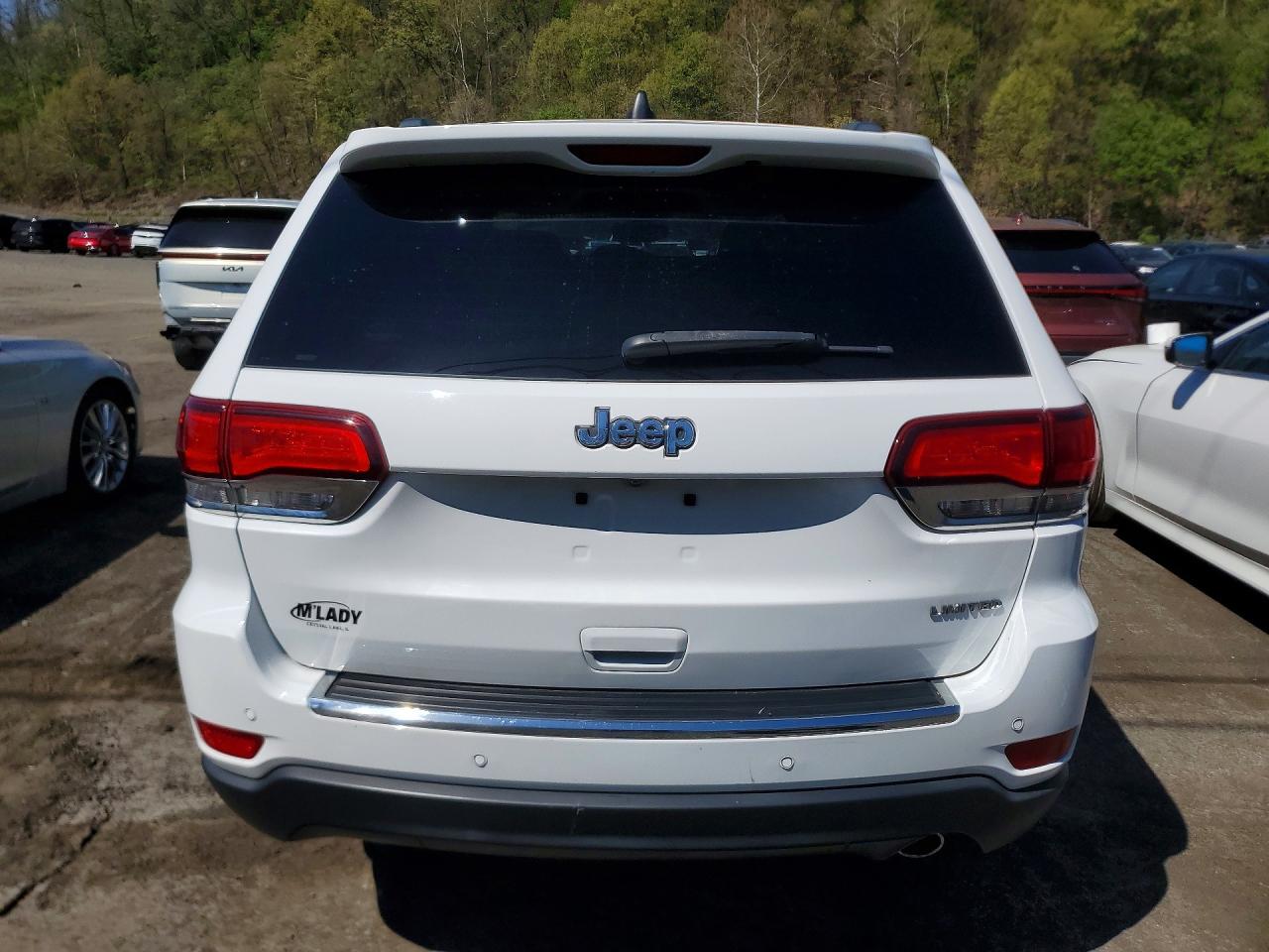 2020 Jeep Cherokee VIN 1C4RJEBG8LC318298 photo 6