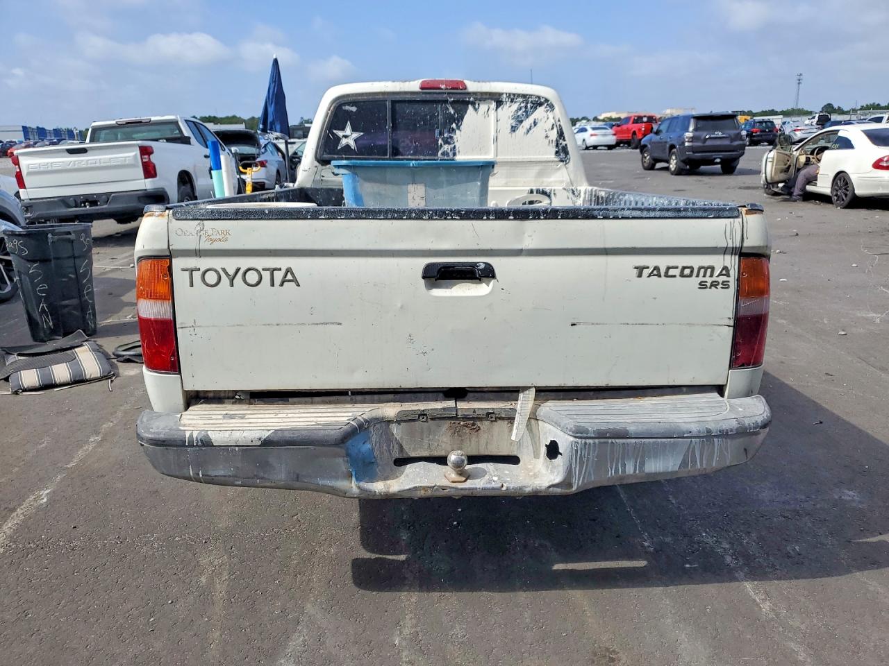 1998 TOYOTA Tacoma VIN 4TAVL52N3WZ090456 photo 6