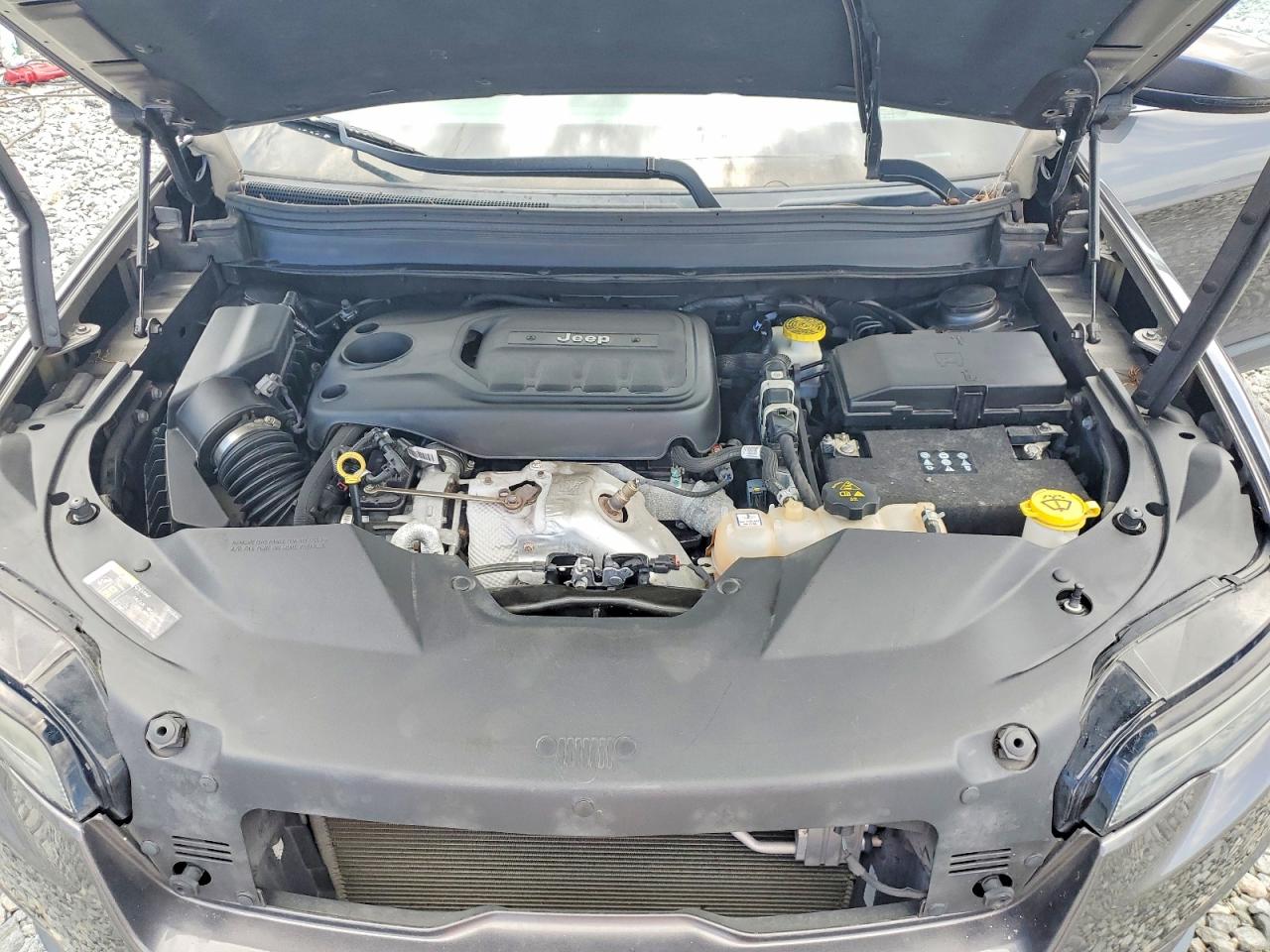 2019 Jeep Grand cher VIN 1C4PJMDN0KD142398 photo 11