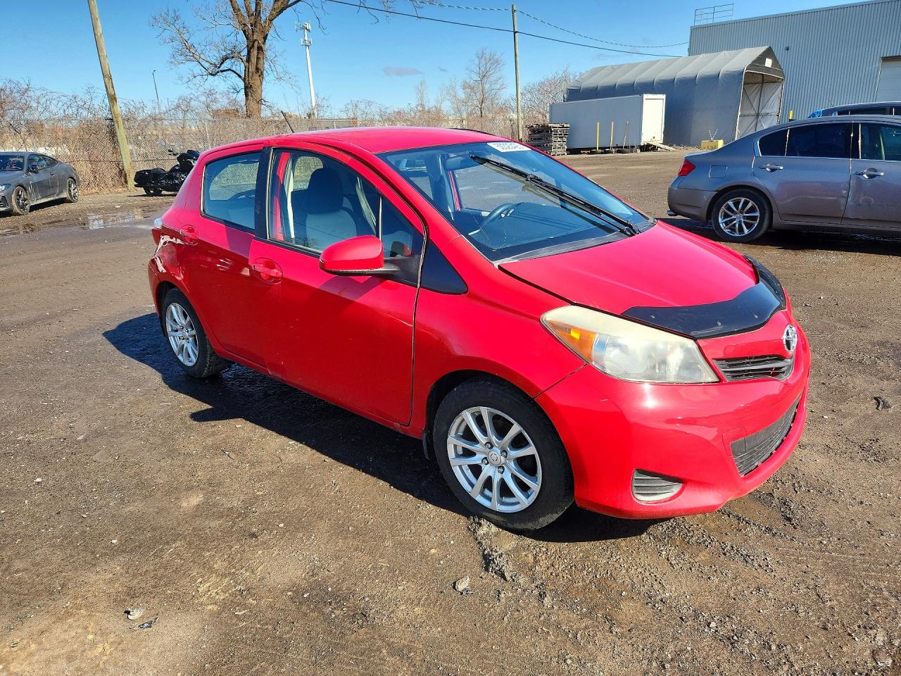 2013 Toyota Yaris VIN JTDKTUD33DD563747 photo 4
