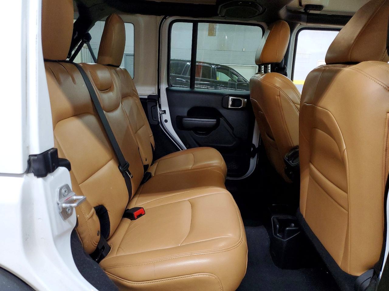 2021 Jeep Wrangler / VIN 1C4HJXDN8MW564478 photo 11