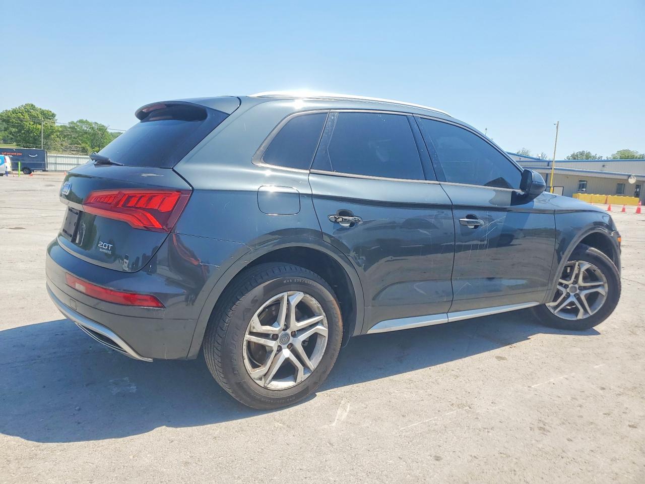 2018 Audi Q5 VIN WA1ANAFY6J2022707 photo 3