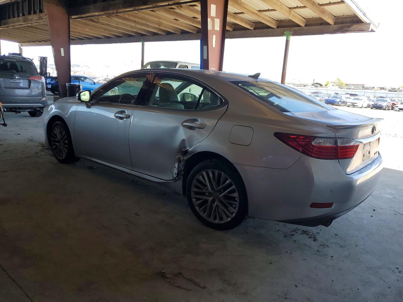 2013 Lexus ES350 VIN JTHBK1GG7D2024378 photo 2