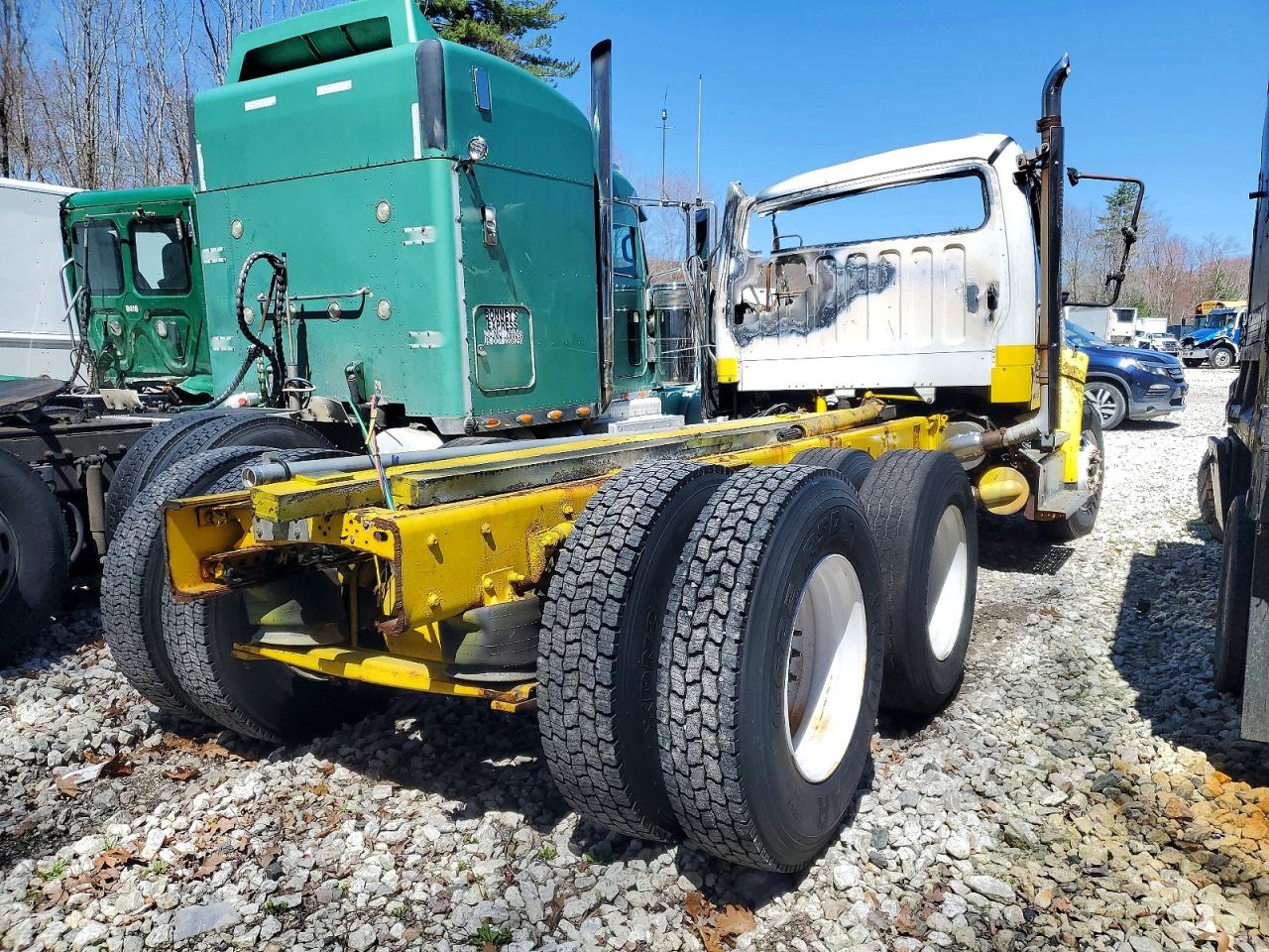 2012 FREIGHTLINER All other VIN 1FVACYBS6CHBN3987 photo 4