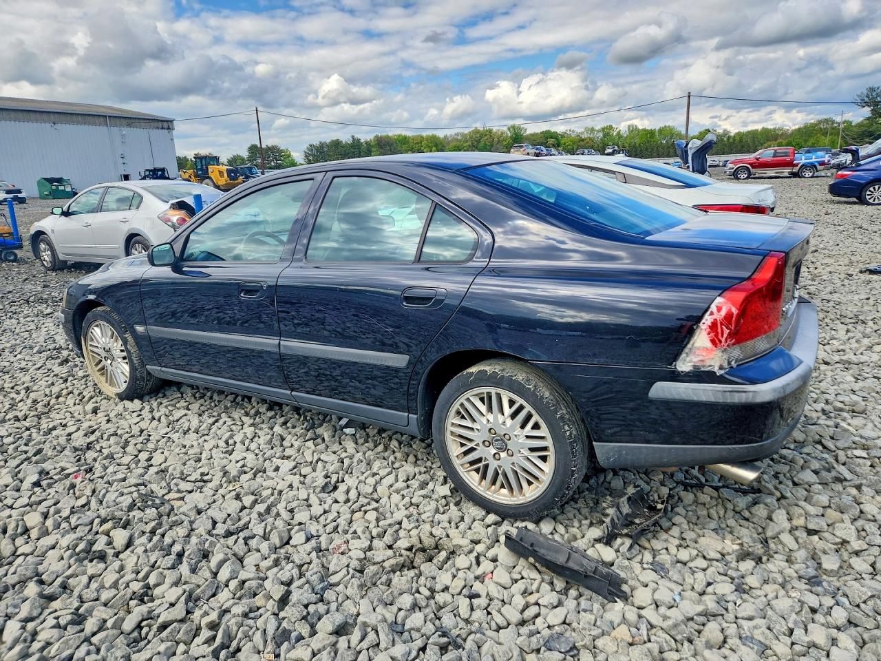 2004 VOLV S60 VIN YV1RH59H142398023 photo 2