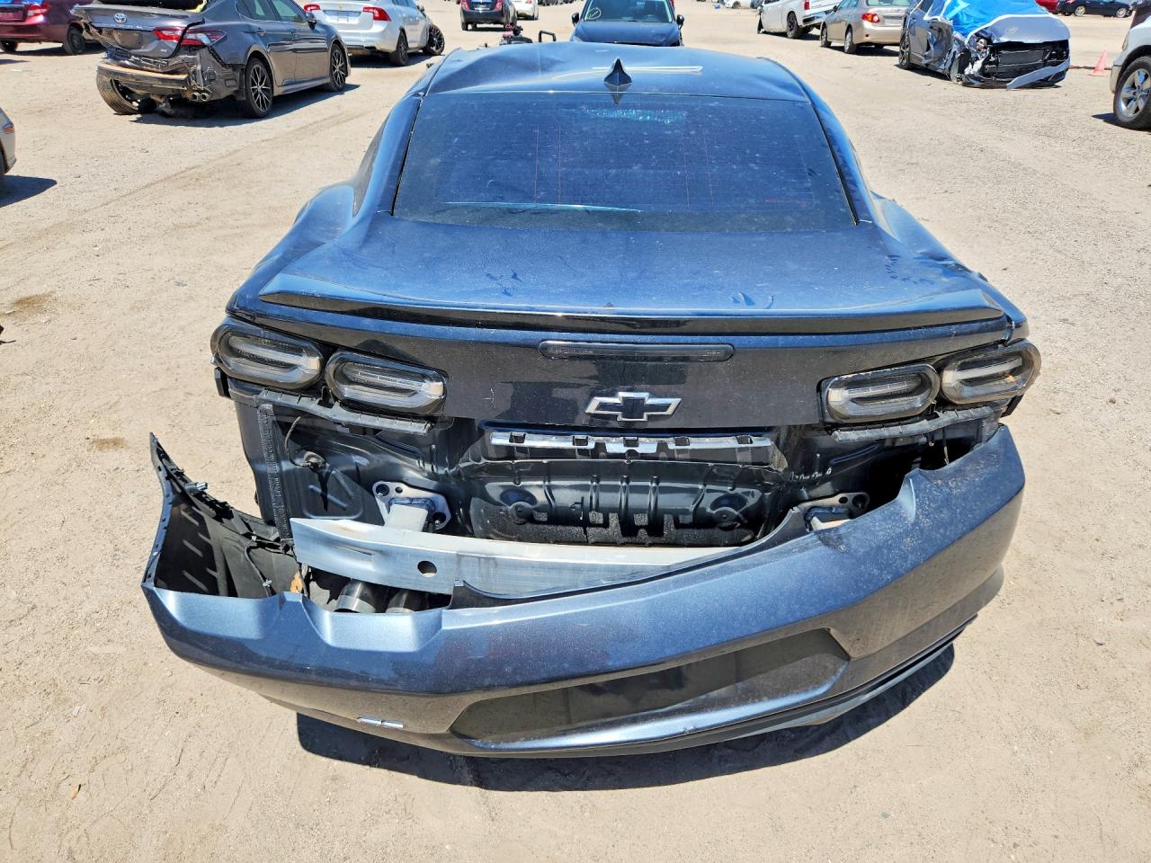 2021 Chevrolet Camaro VIN 1G1FE1R76M0105402 photo 6