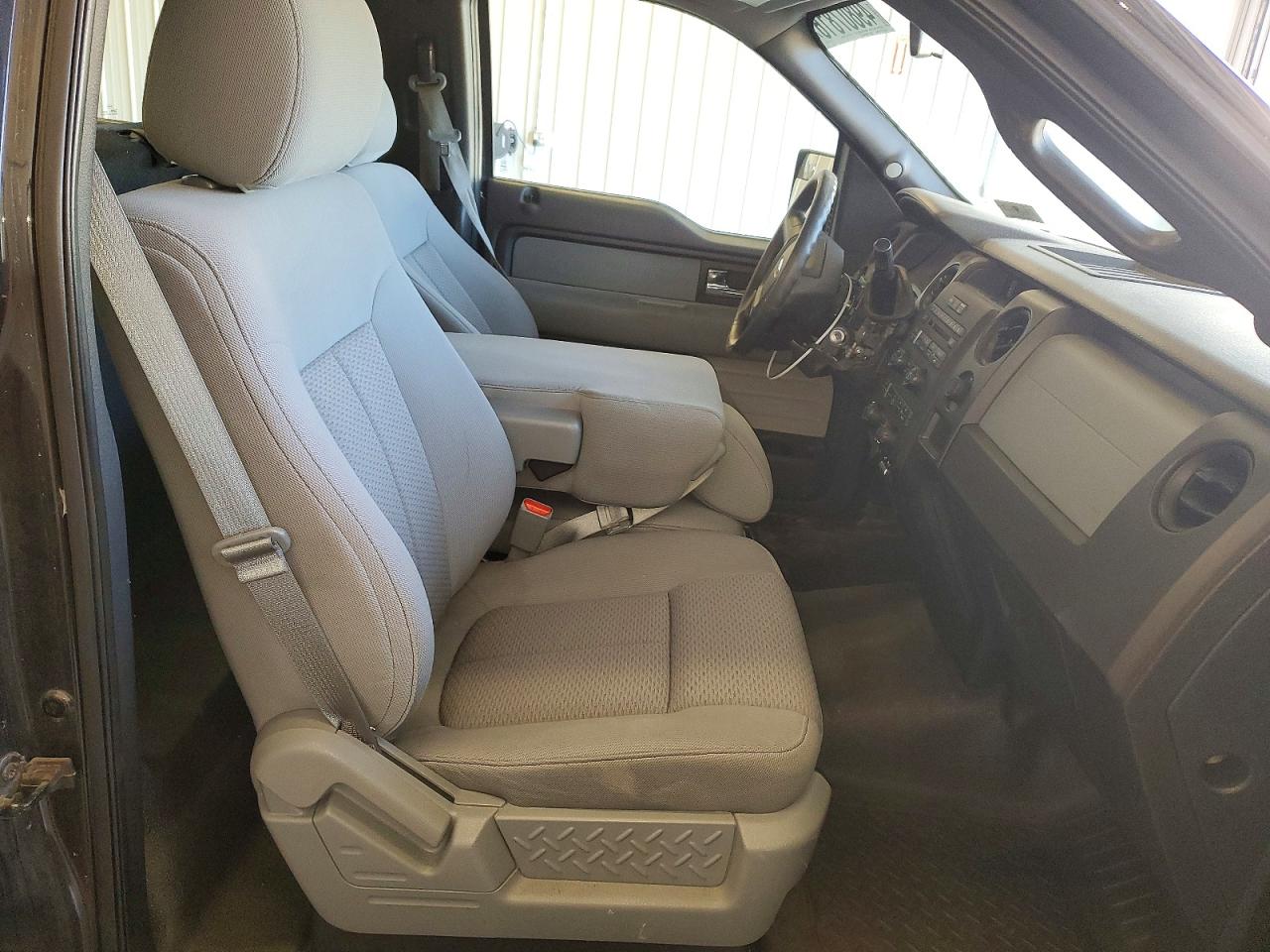 2013 Ford F150 VIN 1FTMF1EF3DFC63413 photo 10