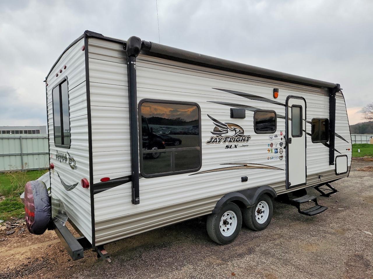 2017 JAYCO All models VIN 1UJBJ0BL4H17Z0602 photo 4